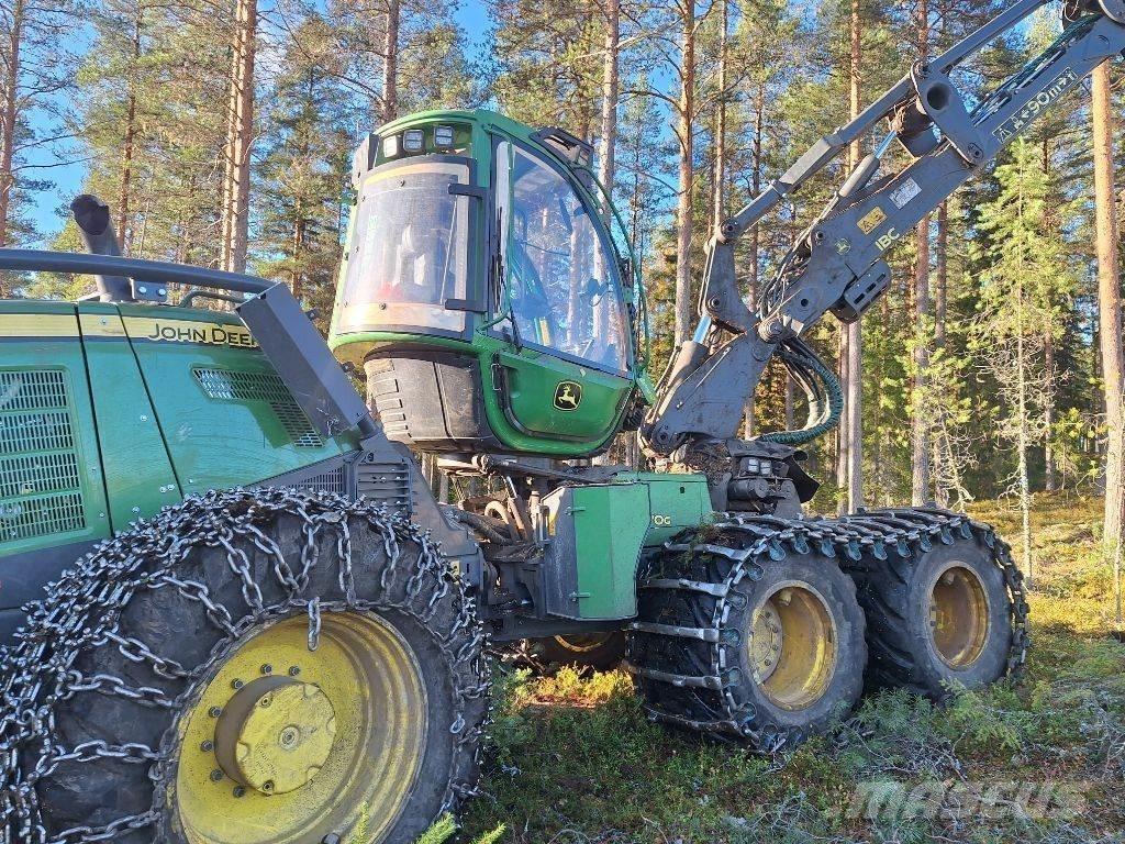 John Deere 1170G Harvesters