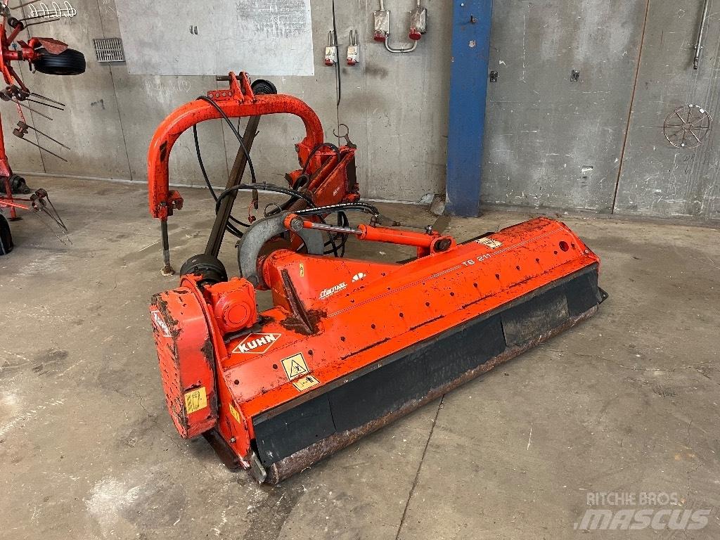 Kuhn TB 211 Pasture mowers and toppers