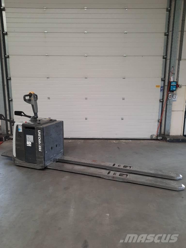 UniCarriers 200PMR Low lifter with platform