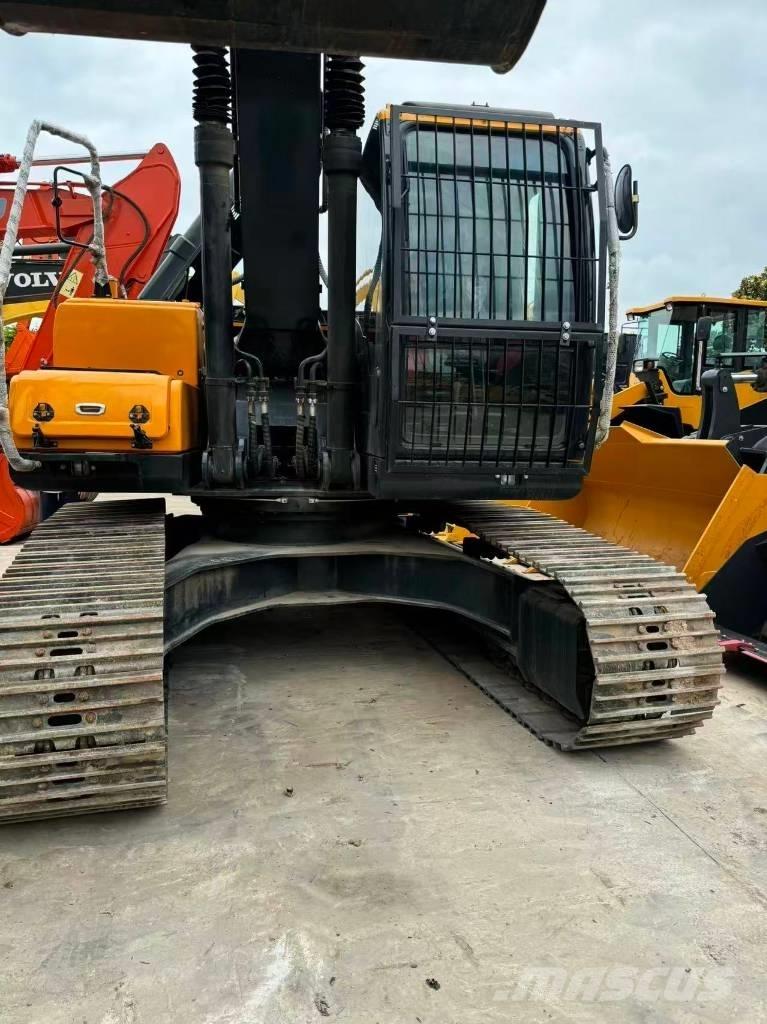 Hyundai R220LC-9S Crawler excavators