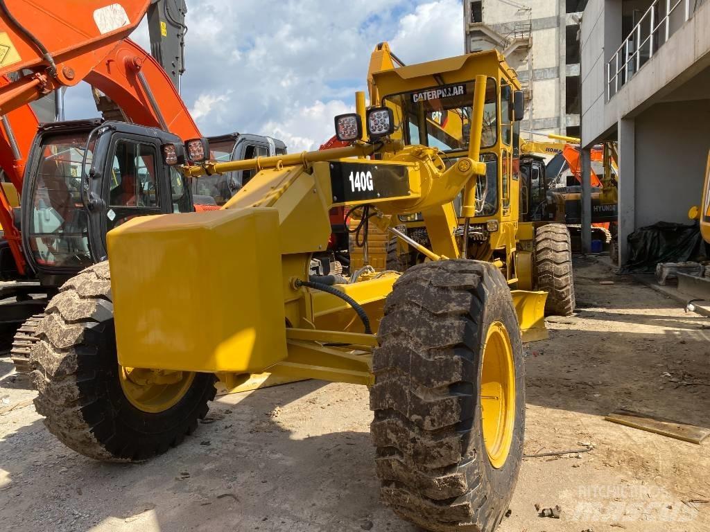 CAT 140 G Graders