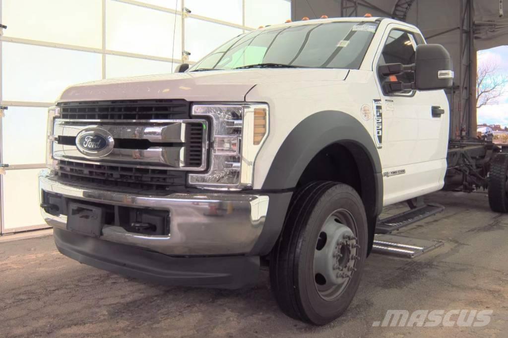 Ford F 550 XLT SD Chassis Cab trucks