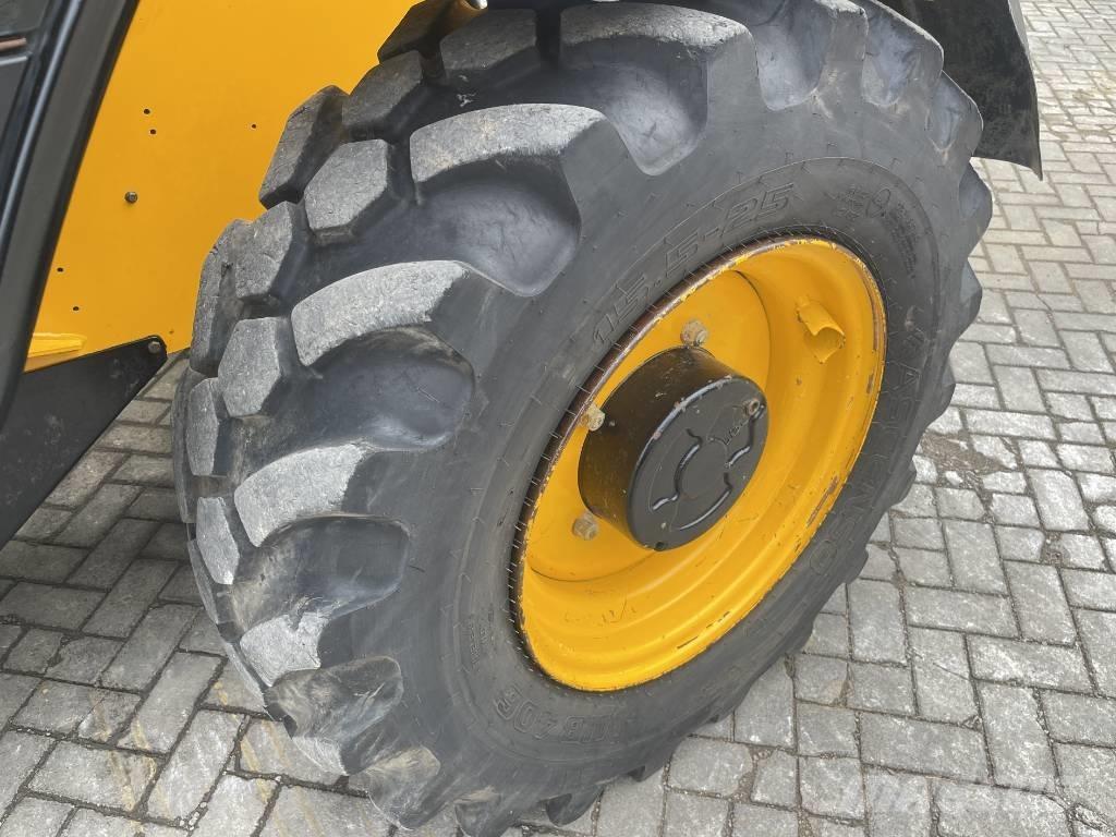 JCB 540-140     2016 Telescopic handlers