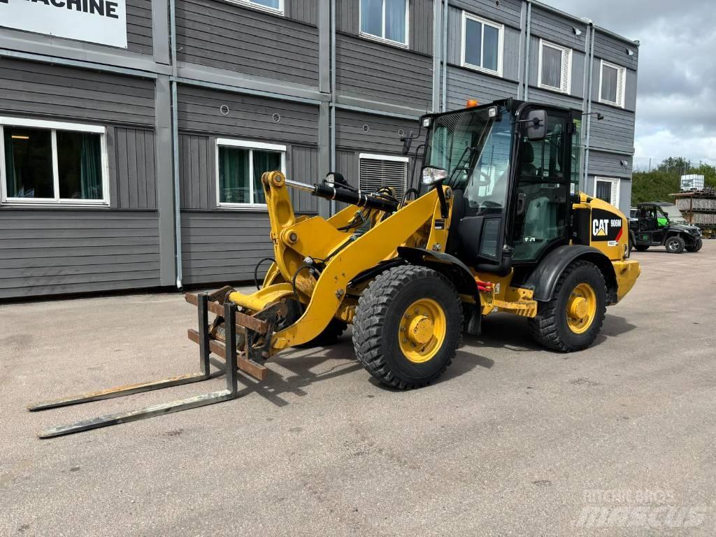 CAT 906M Wheel loaders