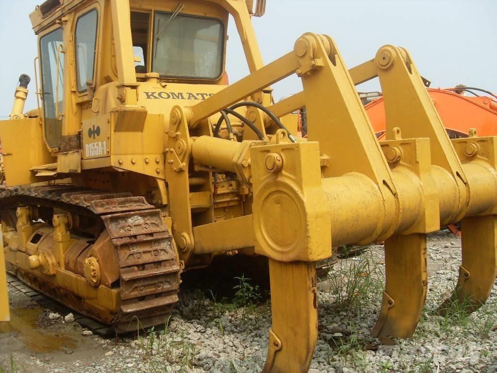 Komatsu D 155 A-1 Crawler dozers