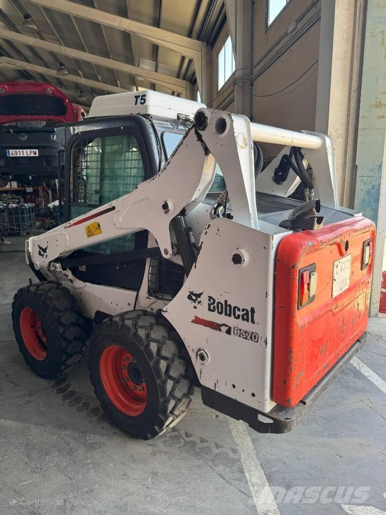 Bobcat S570 Skid steer loaders