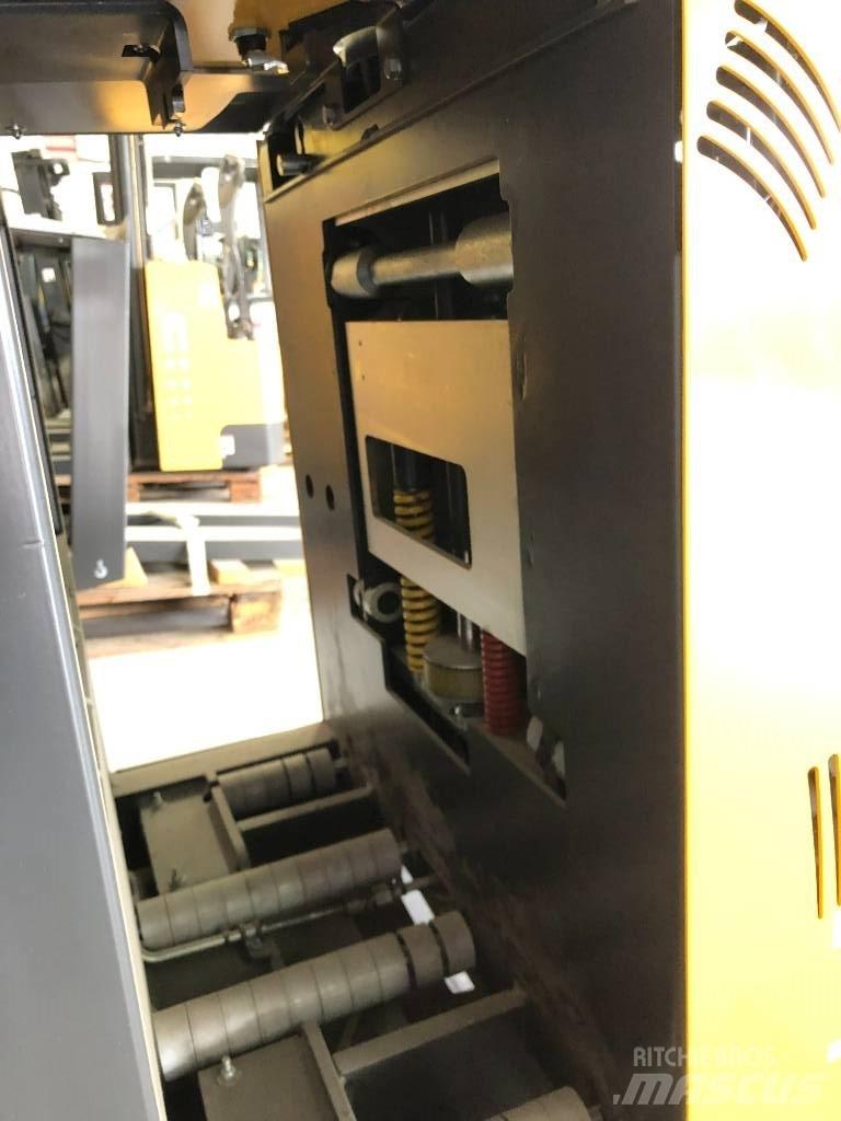 Atlet PLP200P Low lifter with platform