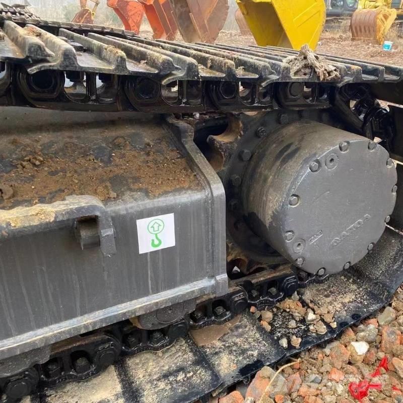 Volvo EC 240 Crawler excavators