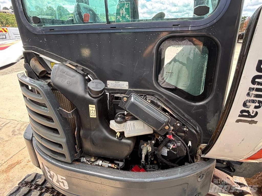 Bobcat E 25 Mini excavators < 7t (Mini diggers)