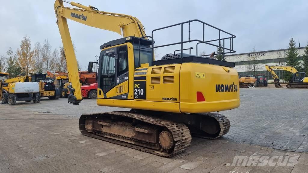Komatsu PC 210 LC-11 Crawler excavators