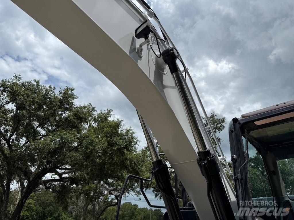 Bobcat E165 Crawler excavators
