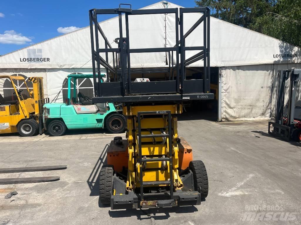 TKD 92FE      V-3024 Vertical mast lifts