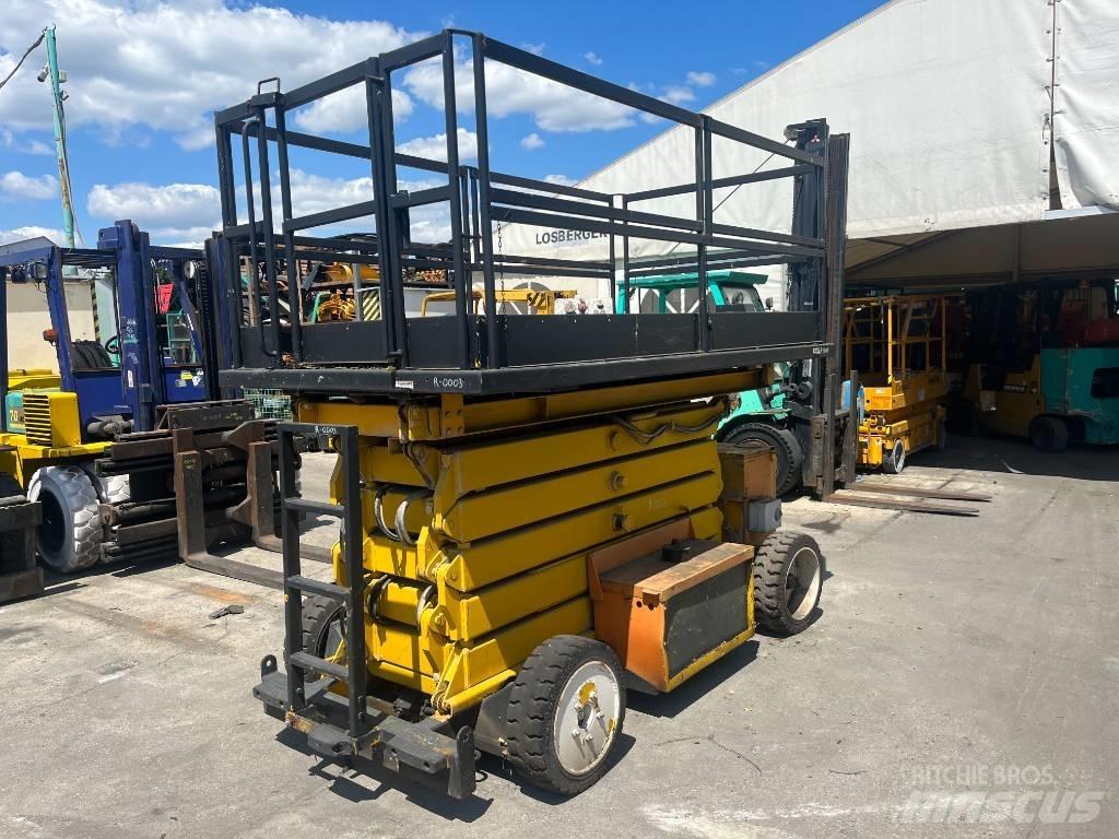 TKD 92FE      V-3024 Vertical mast lifts