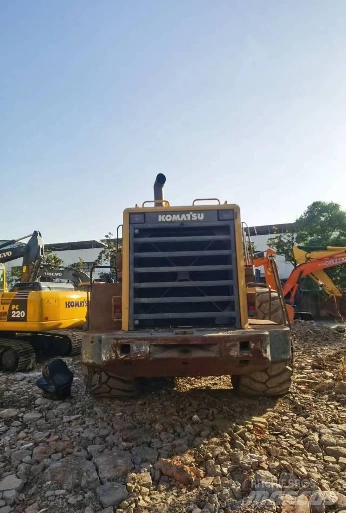 Komatsu WA 600 Wheel loaders
