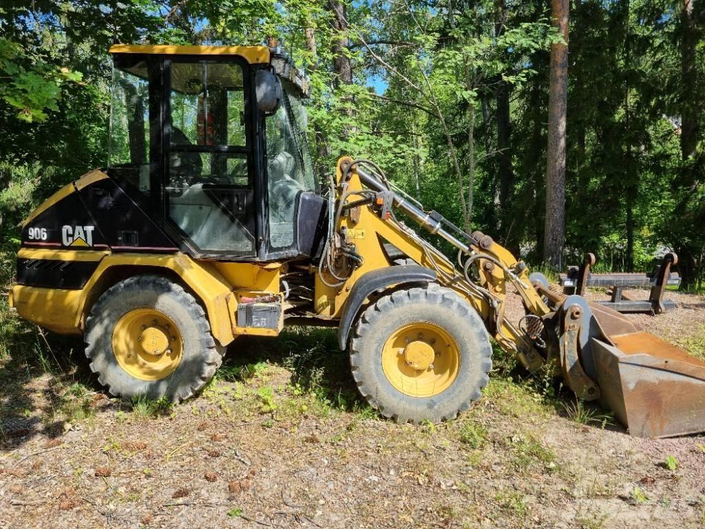 CAT 906 Wheel loaders