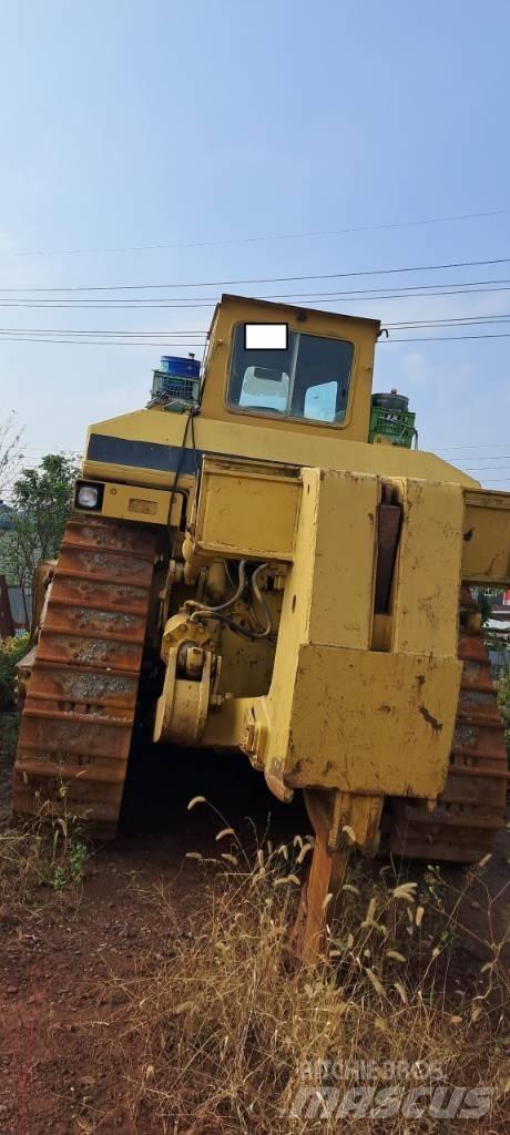 CAT D 9 N Crawler dozers