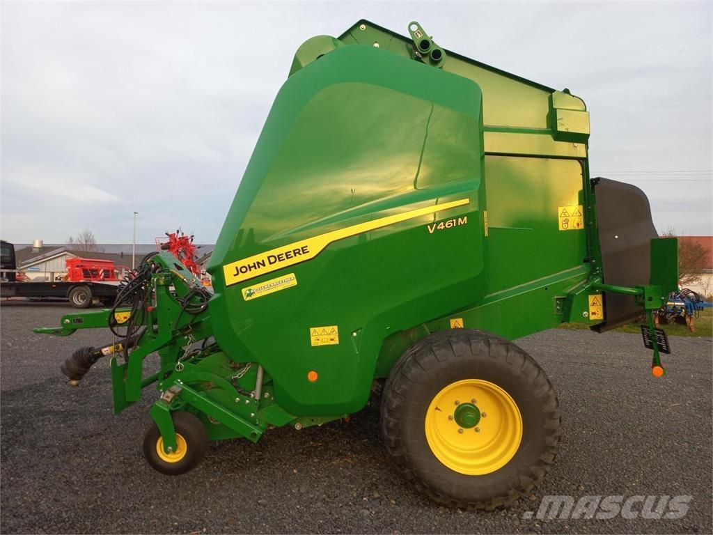 John Deere V461M Round balers