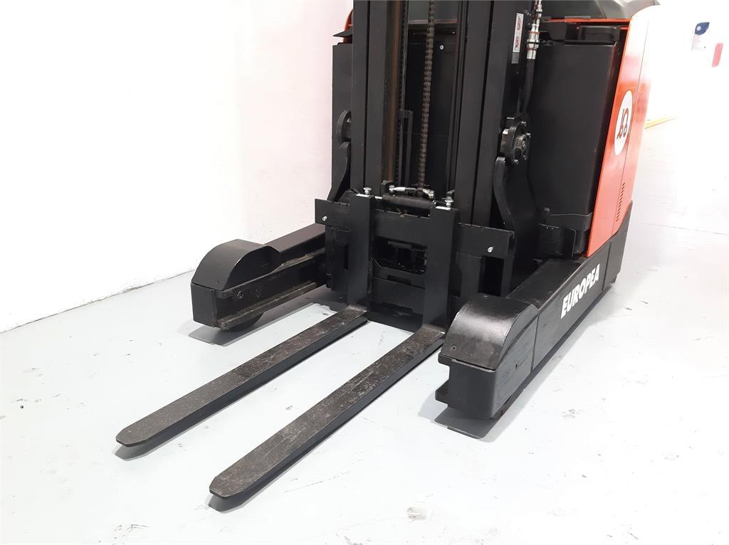 BT RRE 180 E Reach trucks