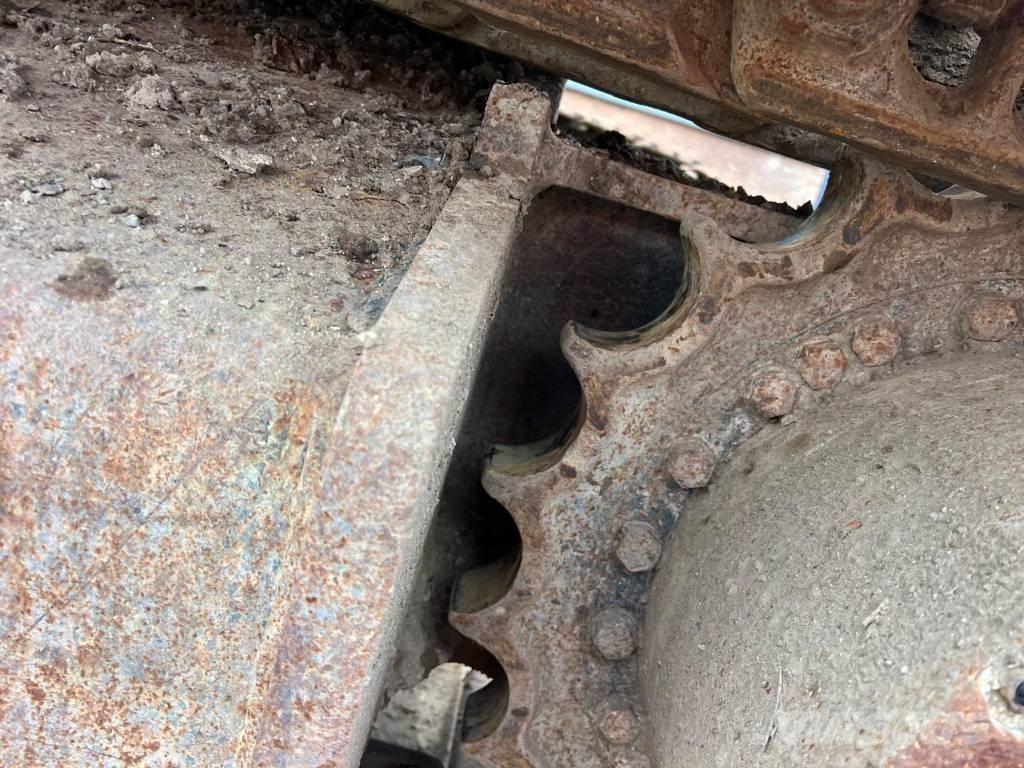 Hyundai HX 220 L Crawler excavators