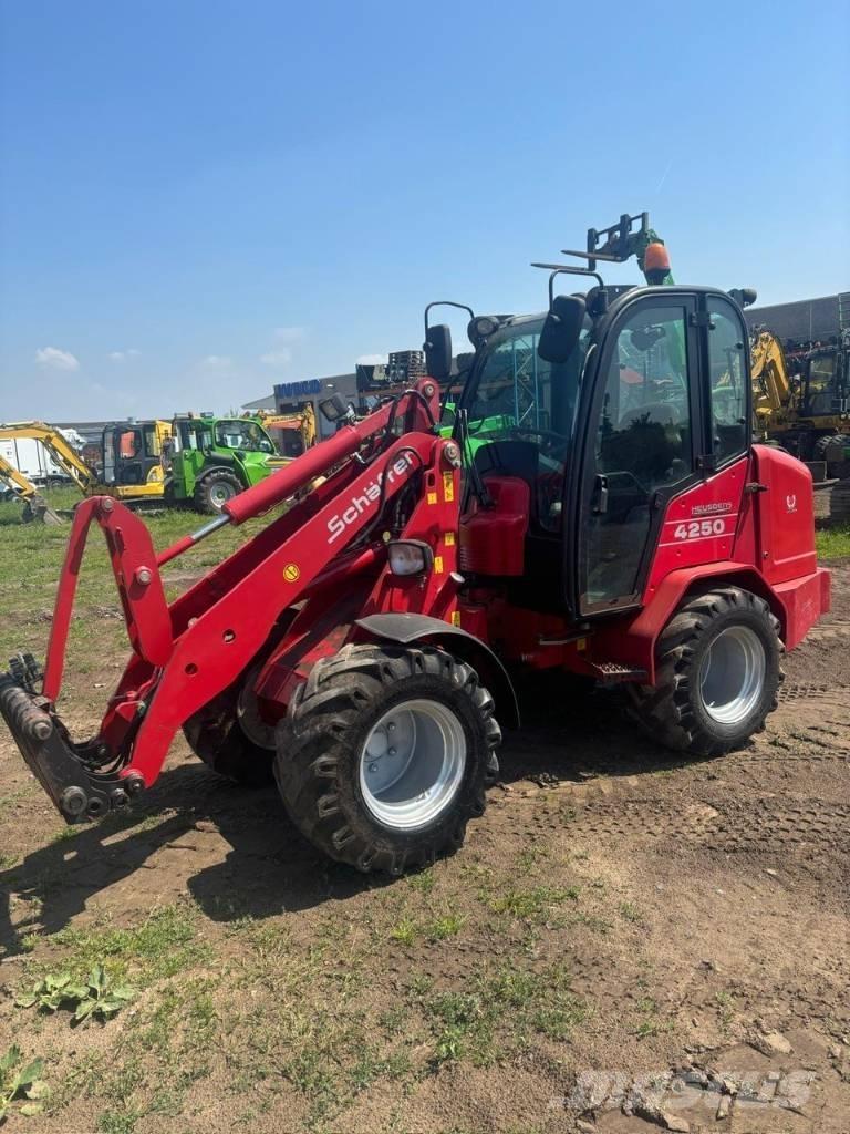 Schäffer 4250 Mini loaders