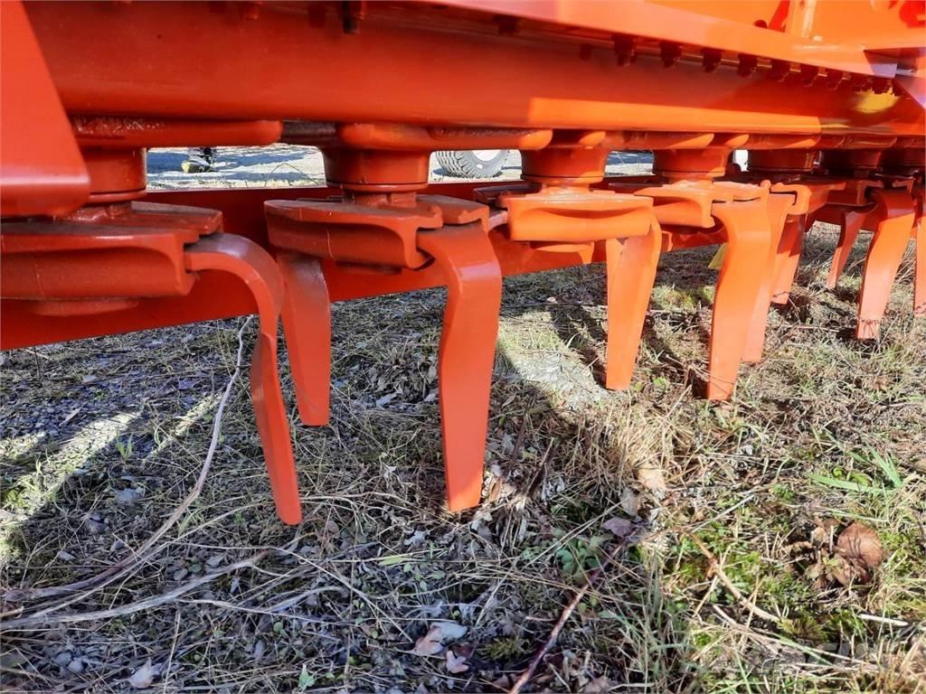 Kuhn HRB 303 D Power harrows and rototillers