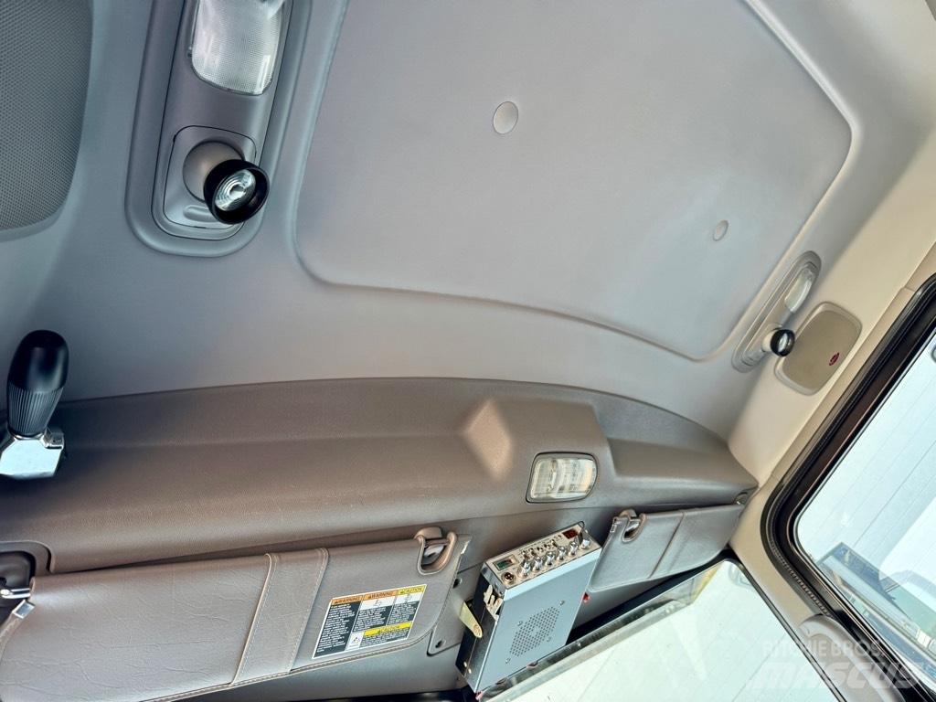 Peterbilt 388 Tractor Units
