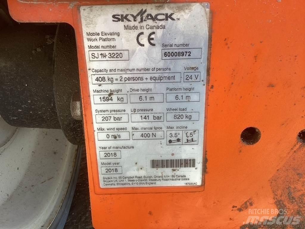 SkyJack SJIII3220 Scissor lifts