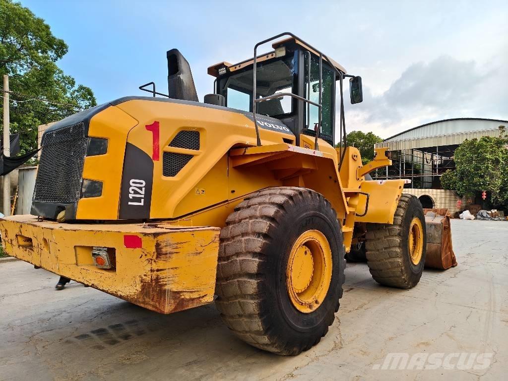 Volvo L 120 Wheel loaders