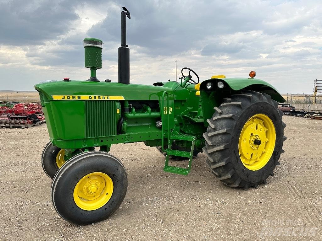 John Deere 4020 Tractors