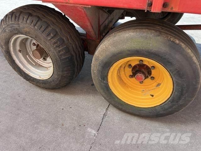 Taarup 1030 Self loading trailers
