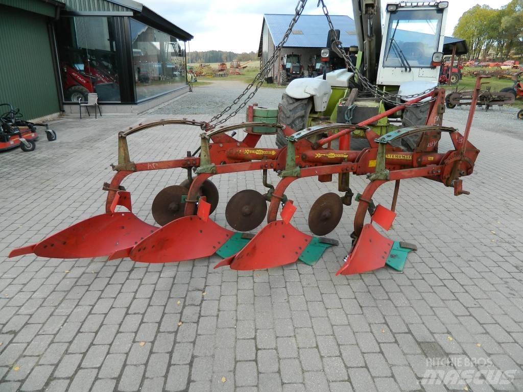 Kverneland 4 Conventional ploughs