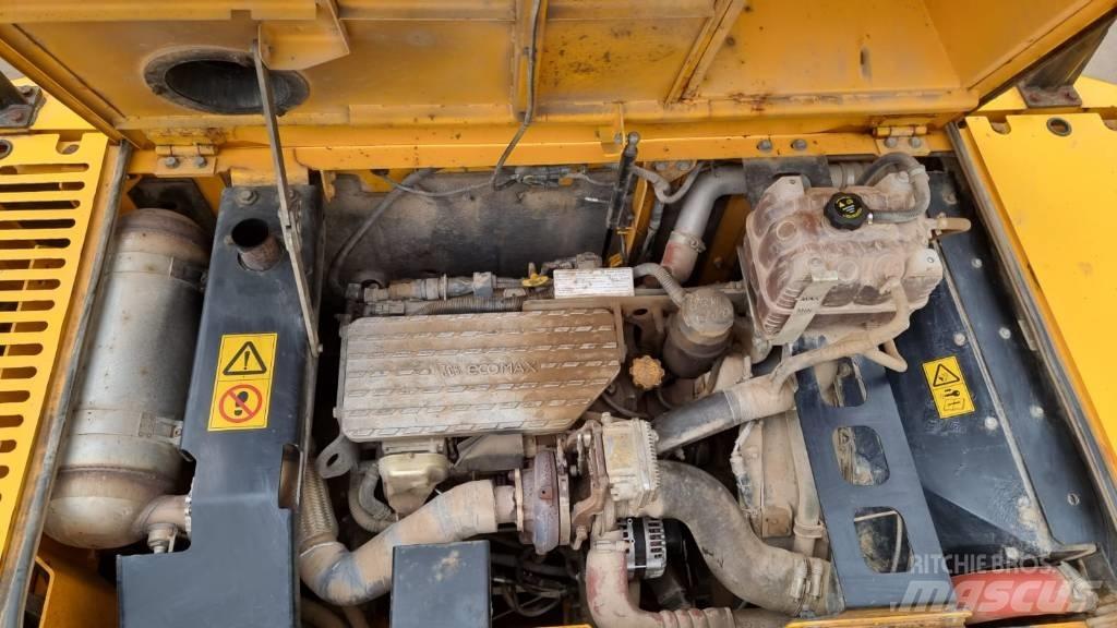JCB JS 220 LC Crawler excavators