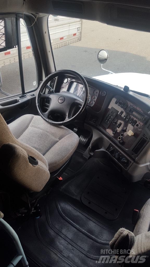 Freightliner M2 Tractor Units