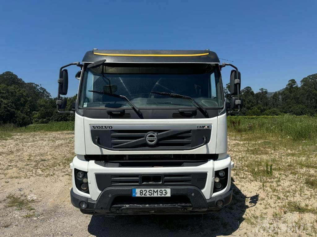Volvo FMX 450 Tractor Units