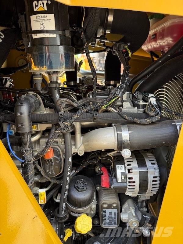 CAT 424 Backhoe loaders
