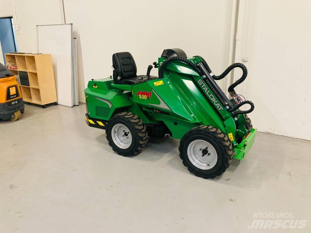 Avant 530+ Tele Mini loaders