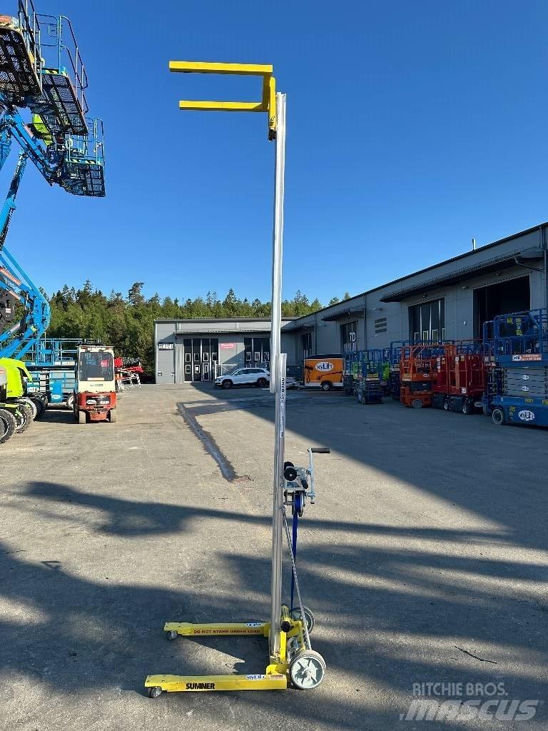 Sumner 2210 Vertical mast lifts