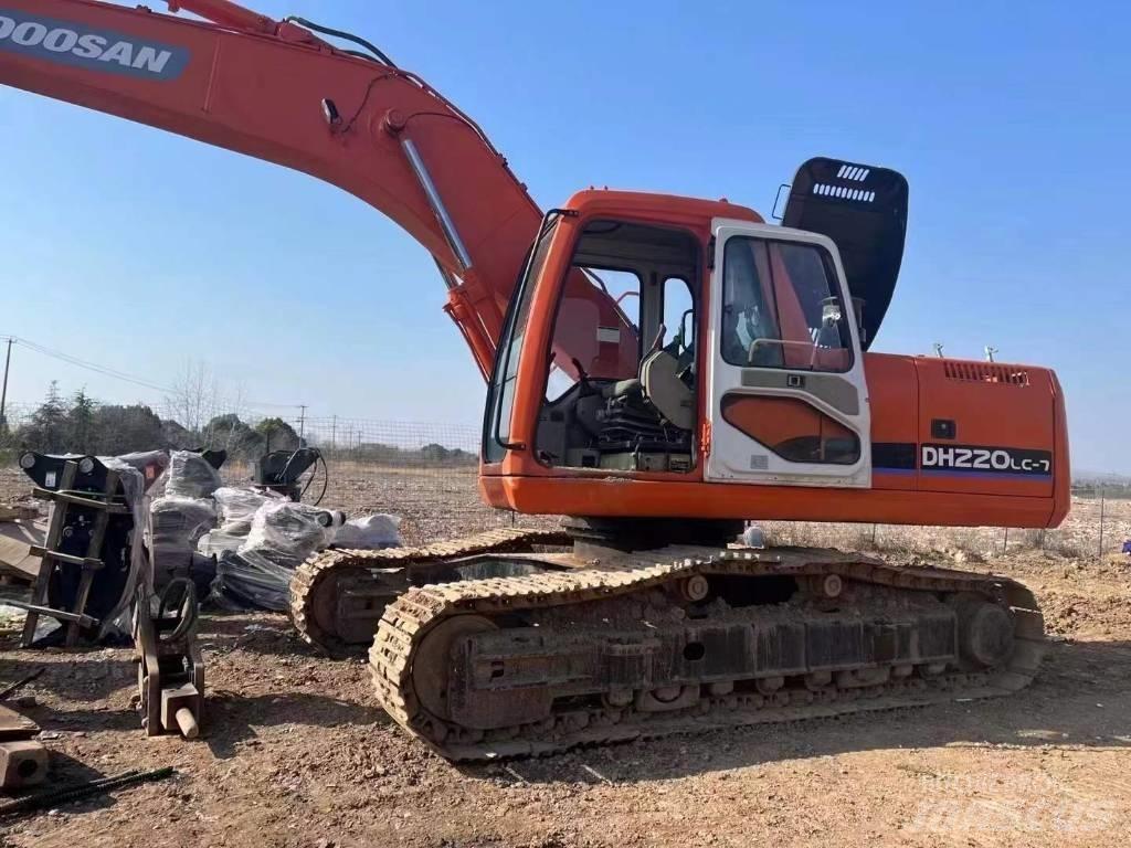 Doosan DH 220 Crawler excavators