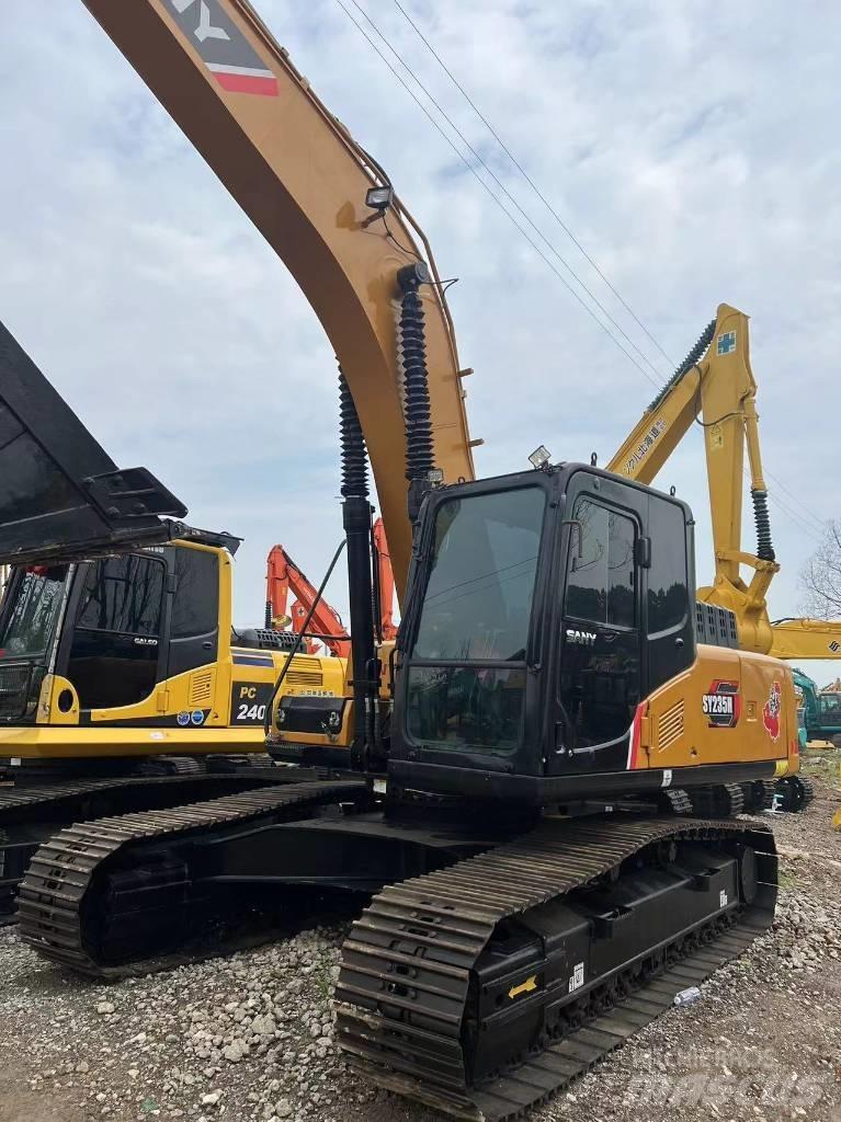 Sany SY 235 Crawler excavators