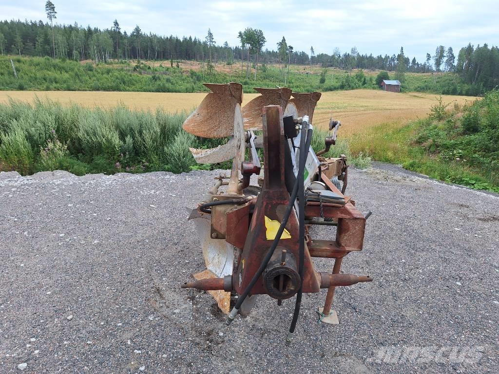 Överum CV 398H Reversible ploughs
