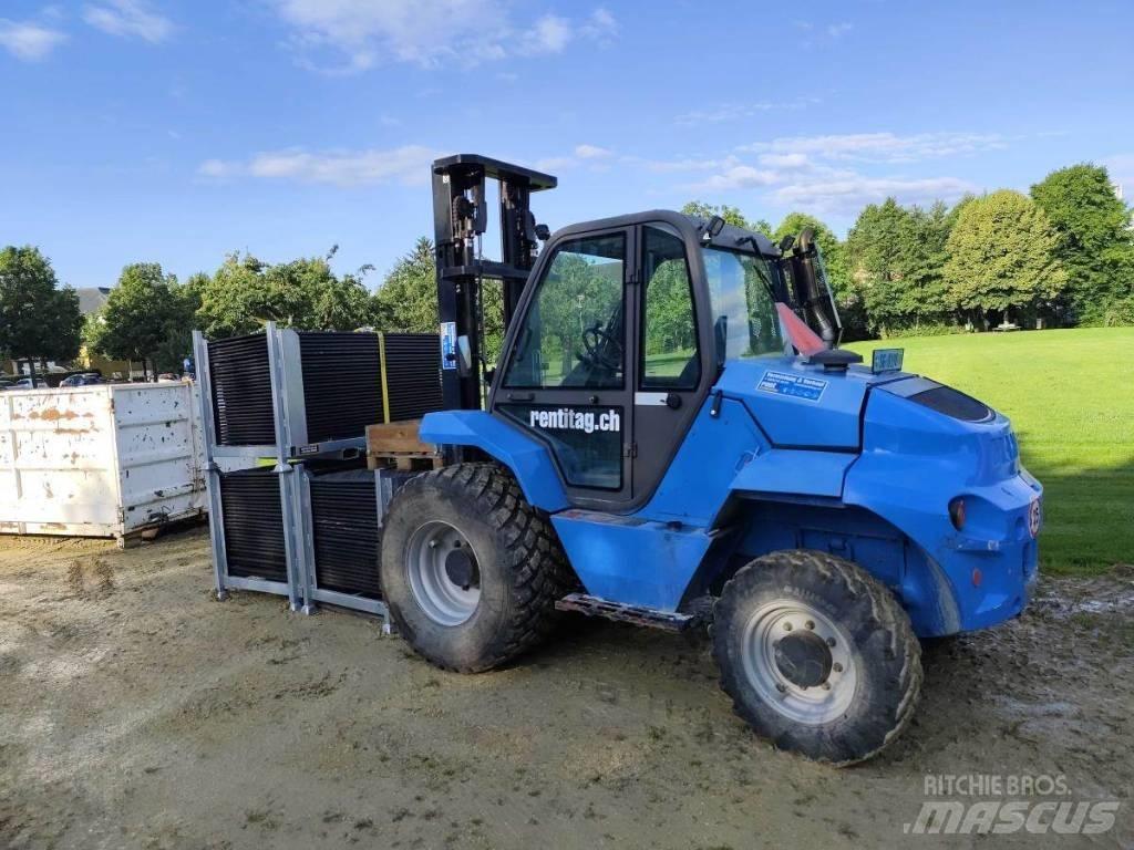 Manitou M30-4 Diesel trucks