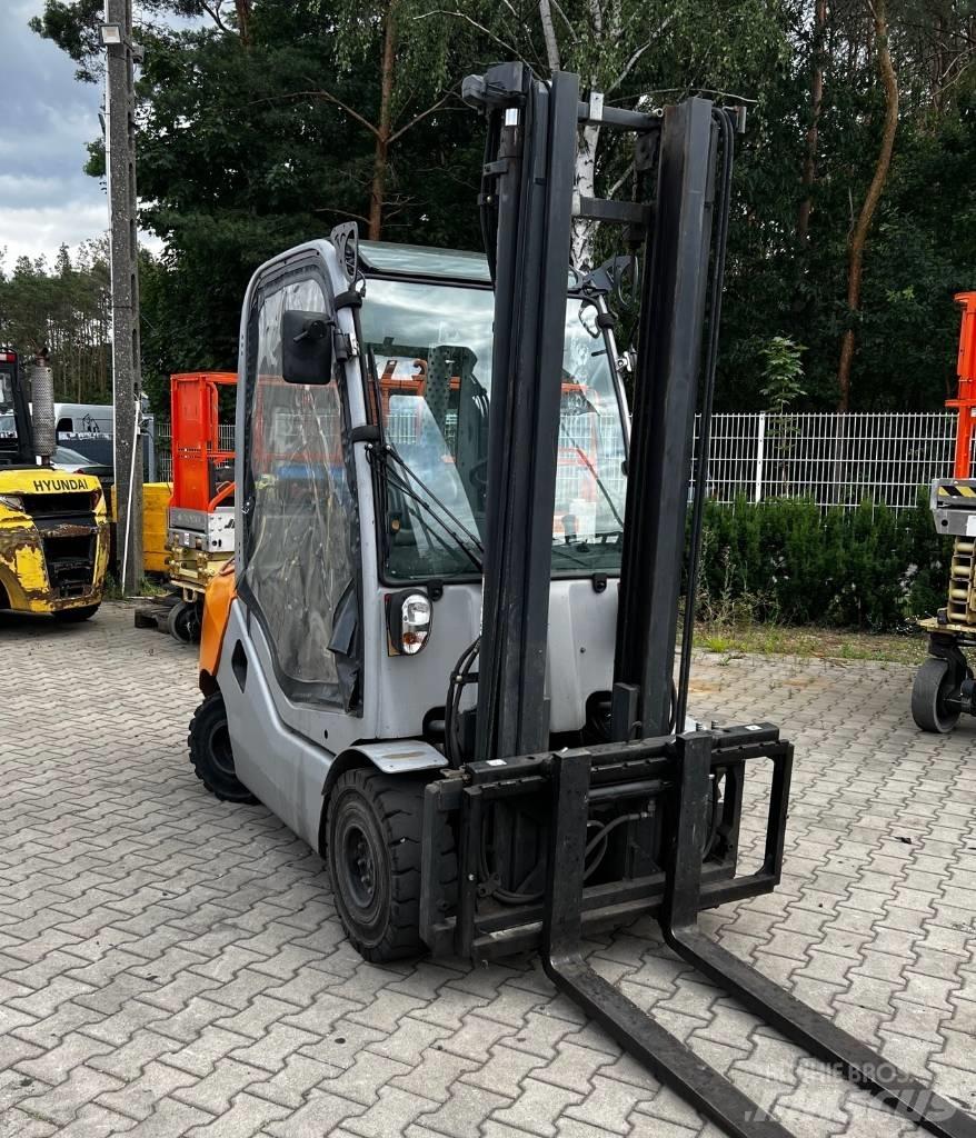 Still RX70-30T LPG trucks