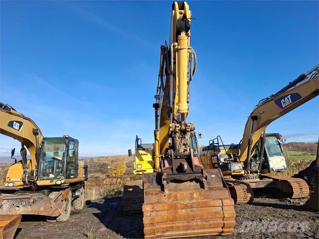 Komatsu PC490LC-10 Construction - Others