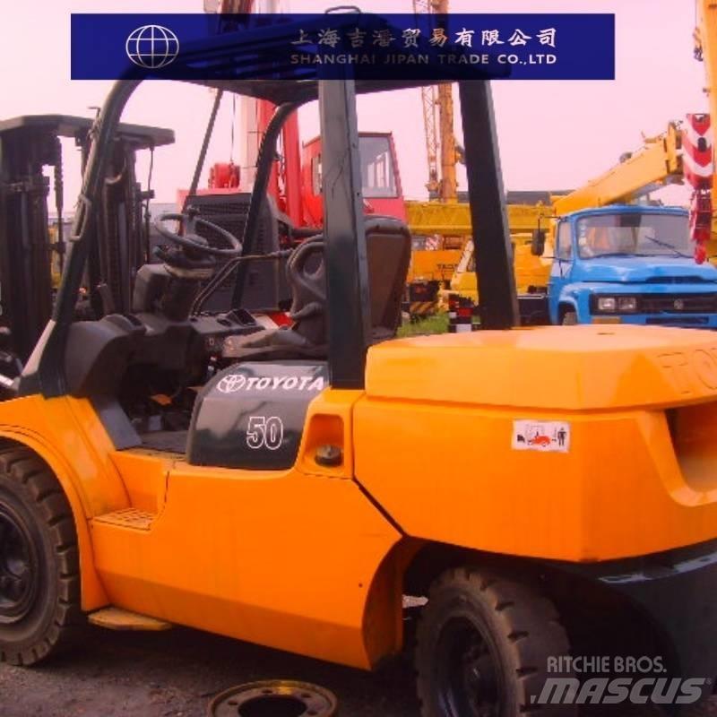 Toyota FD 50 Diesel trucks