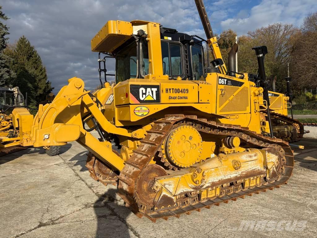 CAT D 6 T XLVP Crawler dozers