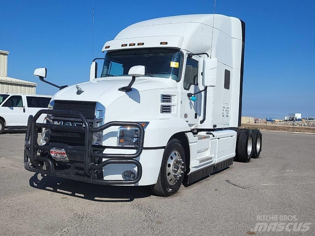 Mack Anthem Tractor Units