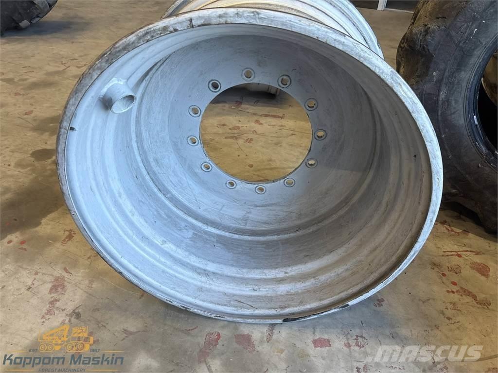 Komatsu 931 23x34 Tyres, wheels and rims