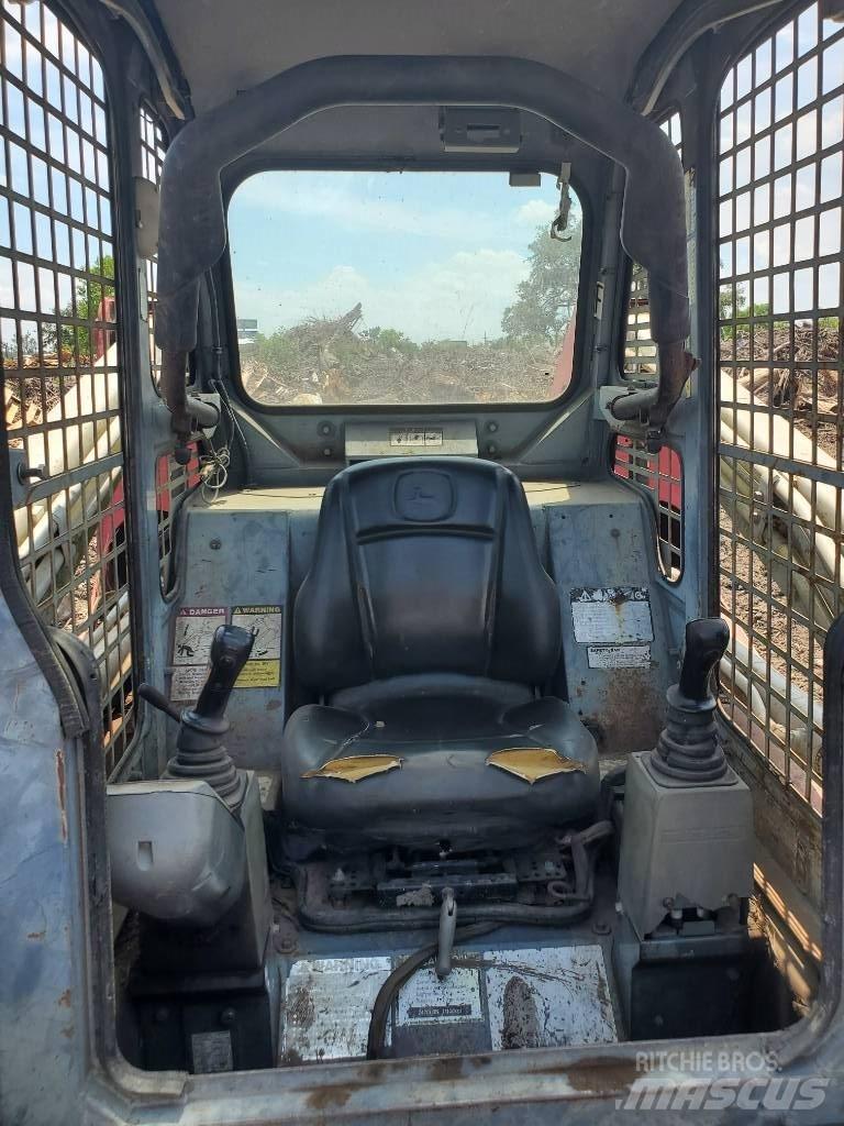 Takeuchi TL150 Skid steer loaders