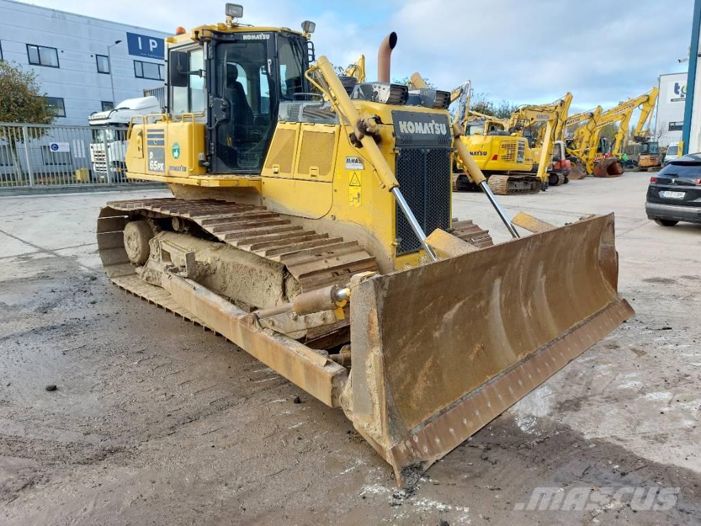 Komatsu D65PX-18 Crawler dozers
