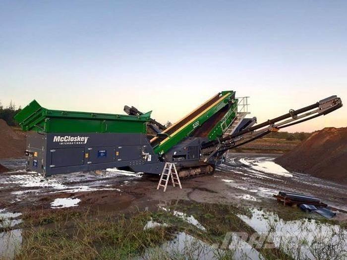 McCloskey S130 2D Screeners